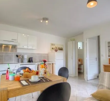 Apartamento Village 2